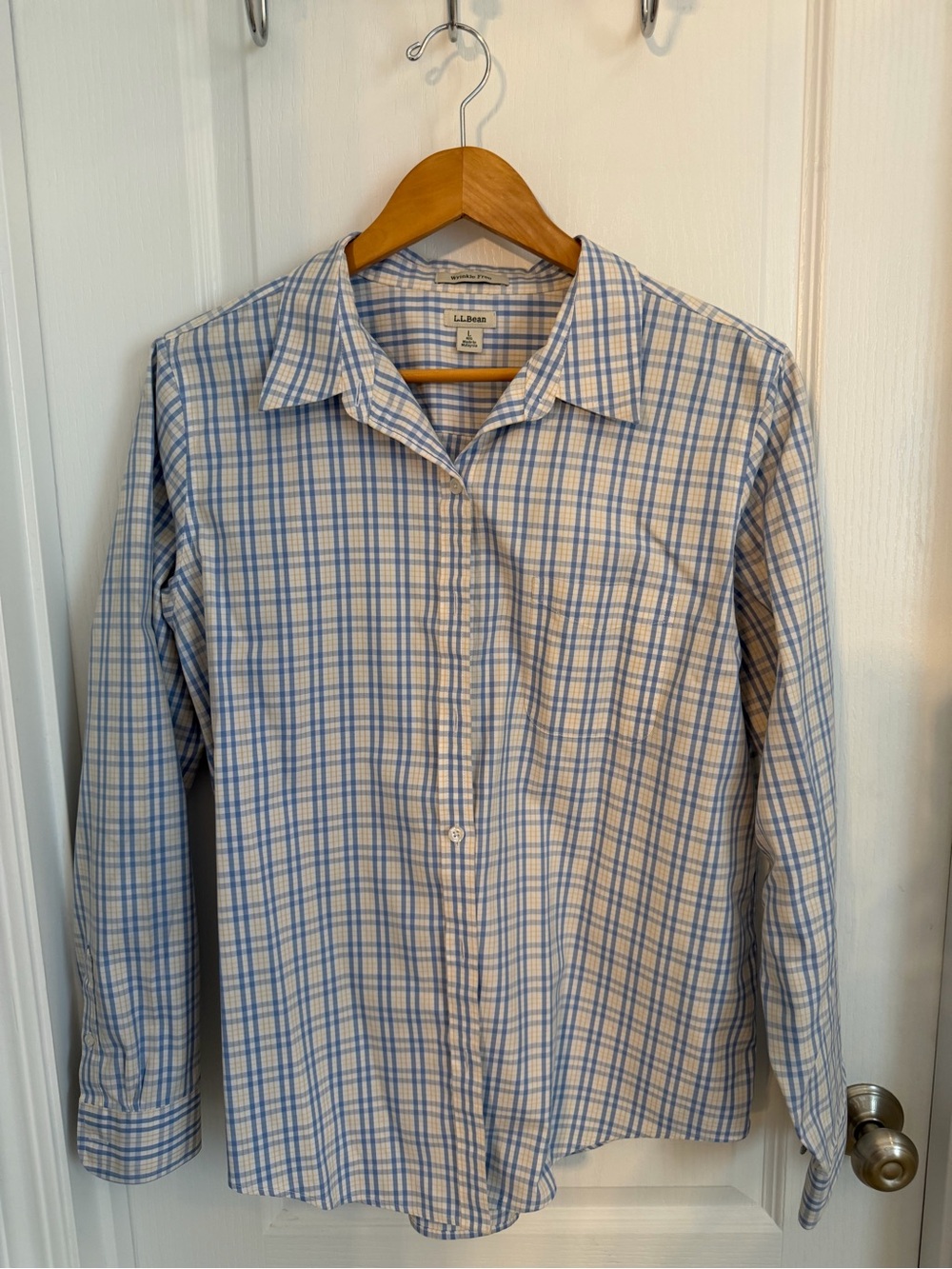 L.L. Bean Women's Wrinkle Free Blue and White Plaid Button-Down Shirt